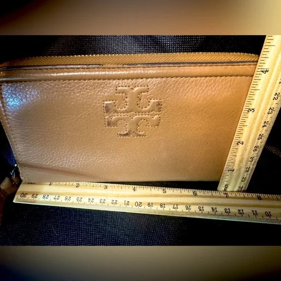 Tory Burch Continental Wallet Thea Zip Pebbled Leather Logo Embossed Tory Burch - Picture 5 of 9